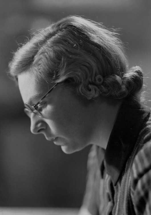 Maconchy, Elizabeth